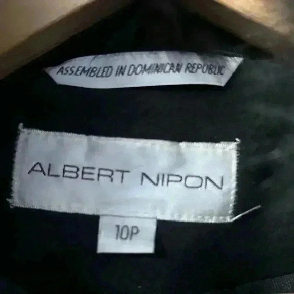 Albert Nipon Long Coat - Picture 3 of 6